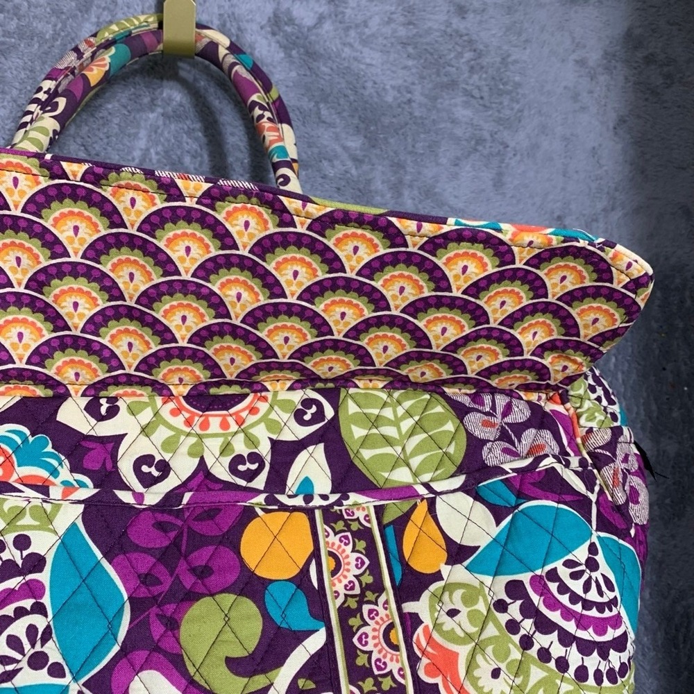 Vera Bradley Large Duffel Bag Women Large Purple Plum Crazy Quilted Paisley Trav - Picture 9 of 16